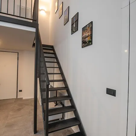 公寓 258 - The Loft In Largo Zecca - Luxury Nel Cuore Di 热那亚